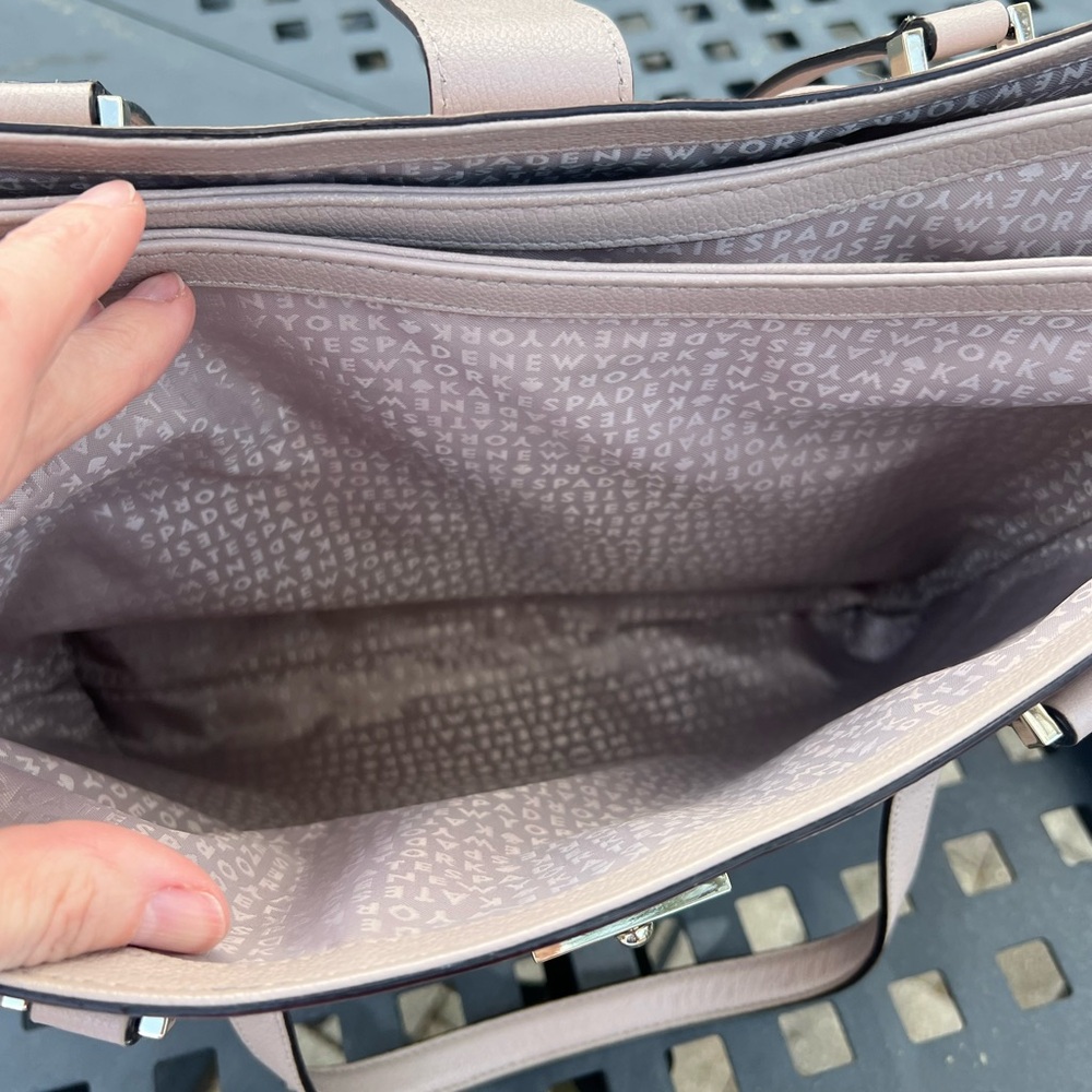 Elegant Cream Handbags Kate Spade - Picture 5 of 7